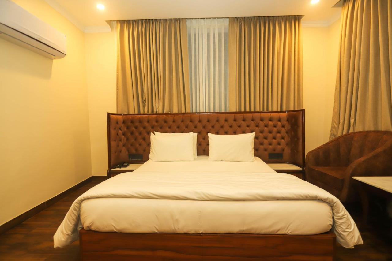 Hotel Pong View Dharamshala Buitenkant foto