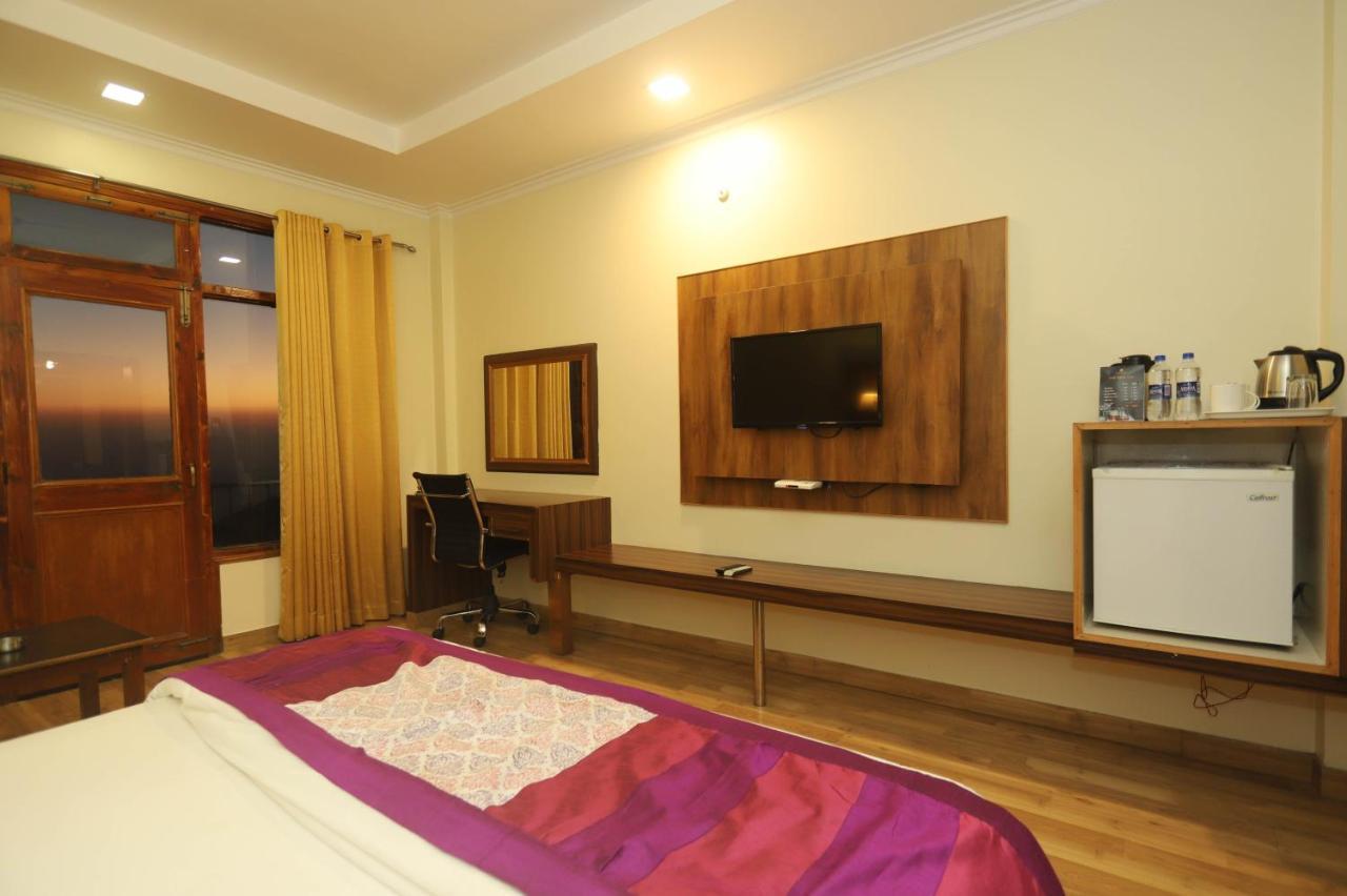 Hotel Pong View Dharamshala Buitenkant foto